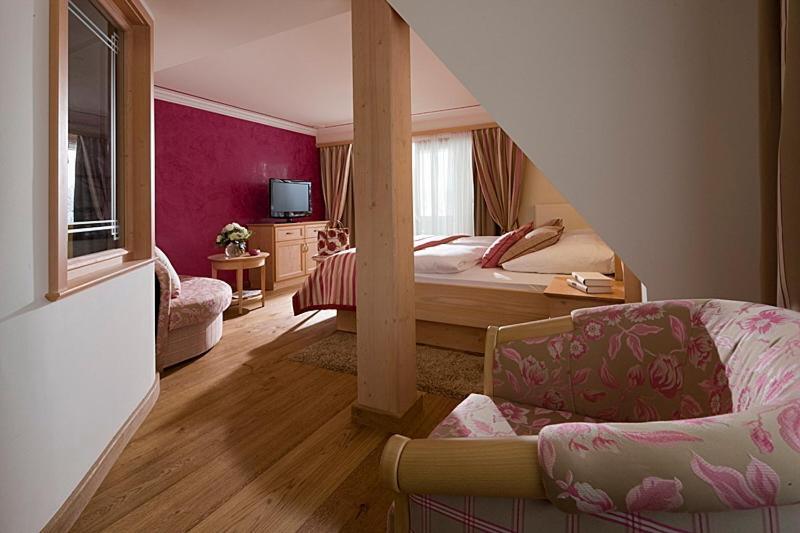 Hotel Roessle Bernau im Schwarzwald Room photo