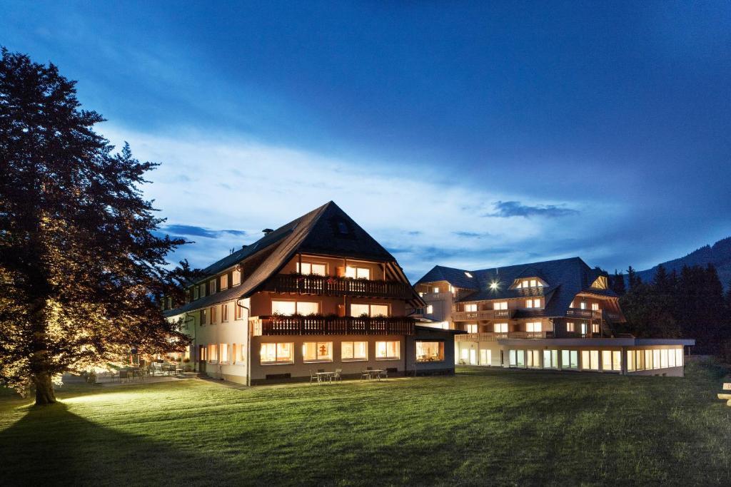 Hotel Roessle Bernau im Schwarzwald Exterior photo
