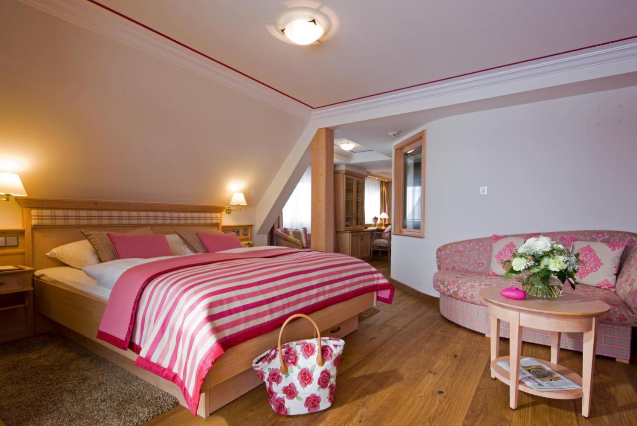 Hotel Roessle Bernau im Schwarzwald Room photo